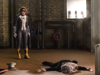 The Flash (514) - Cause and XS