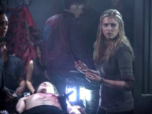 The 100 (107) - Contents Under Pressure