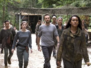 The Walking Dead (810) - The Lost and the Plunderers